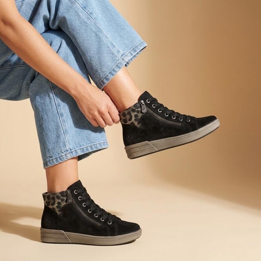 Rieker Veterboot X0709-00 Zwart Nubuck Warm Gevoerd
