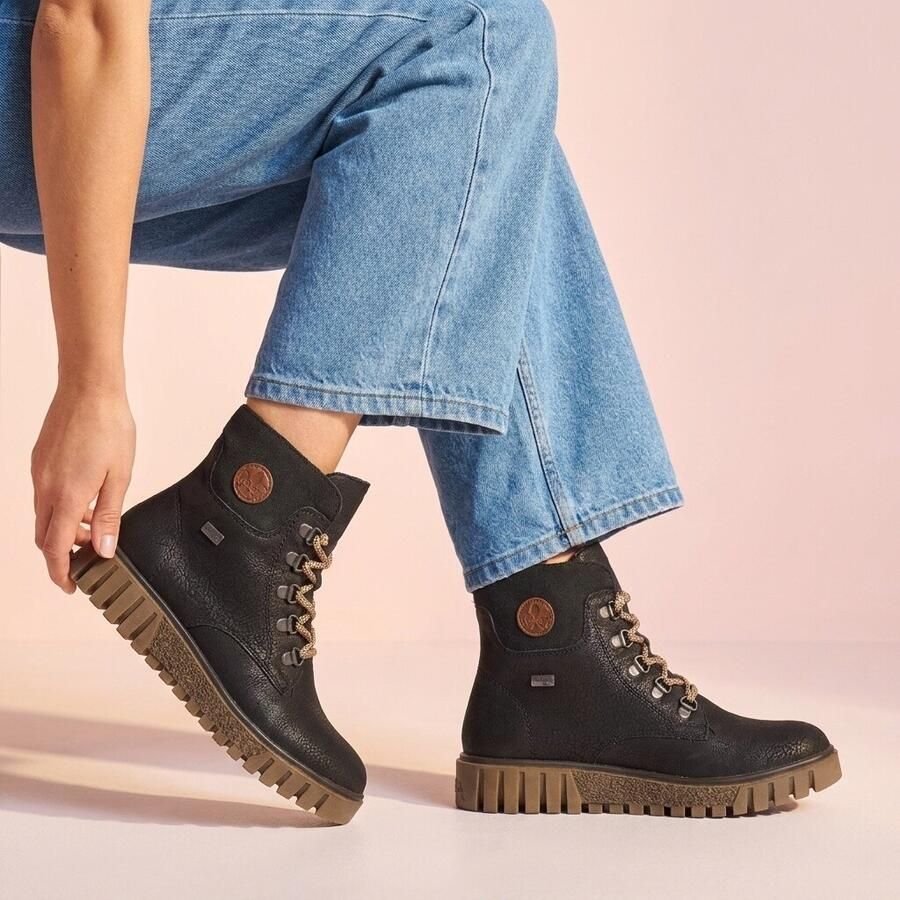 Rieker Zwarte Comfortabele Veterschoenen met Tex Black Dames