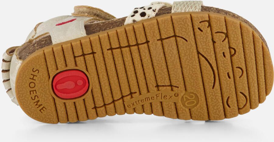 Shoesme metallic gouden sandaal met hartje - Foto 4