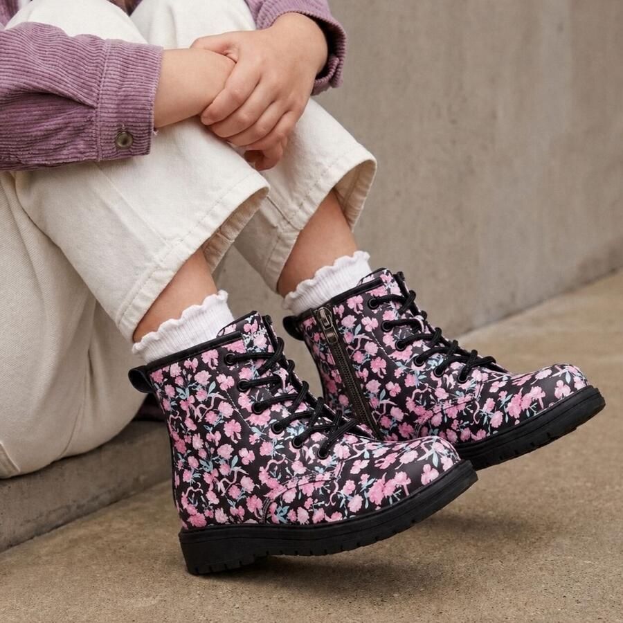 Skechers Gravlen Veterboots zwart Floral