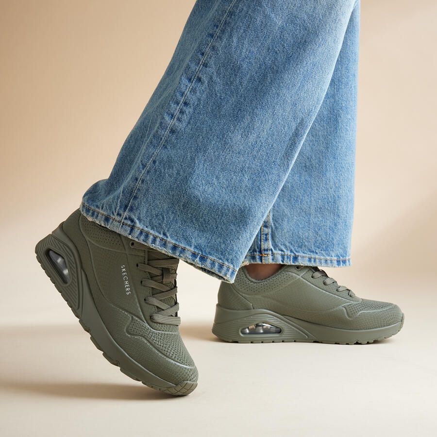 Skechers Uno Shiny Scale Sneakers groen Textiel Dames