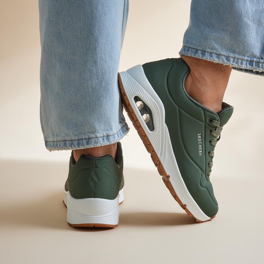 Skechers Sneakers Uno Stand on Air Vrijetijdsschoen lage schoen veterschoen met air-cooled memory foam