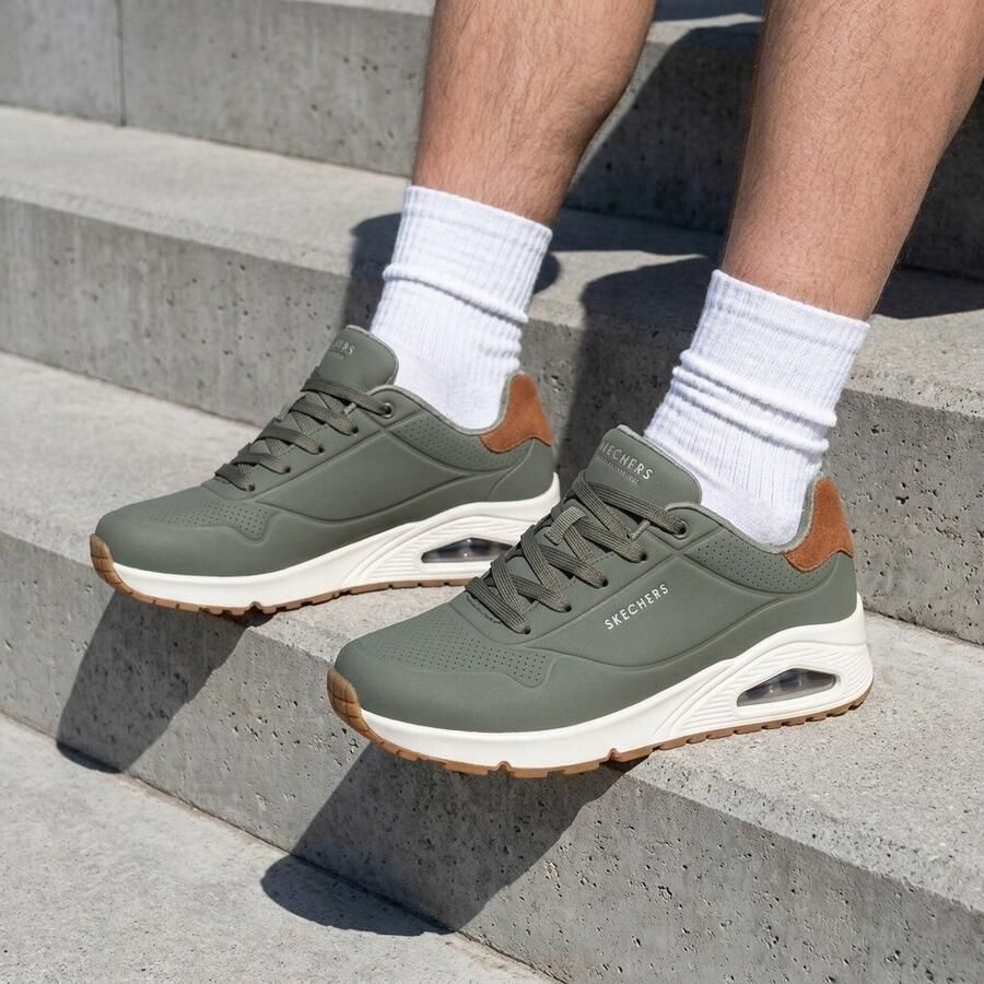 Skechers Sneakers UNO-SUITED ON AIR vrijetijdsschoen lage schoen veterschoen met modieuze sleehak
