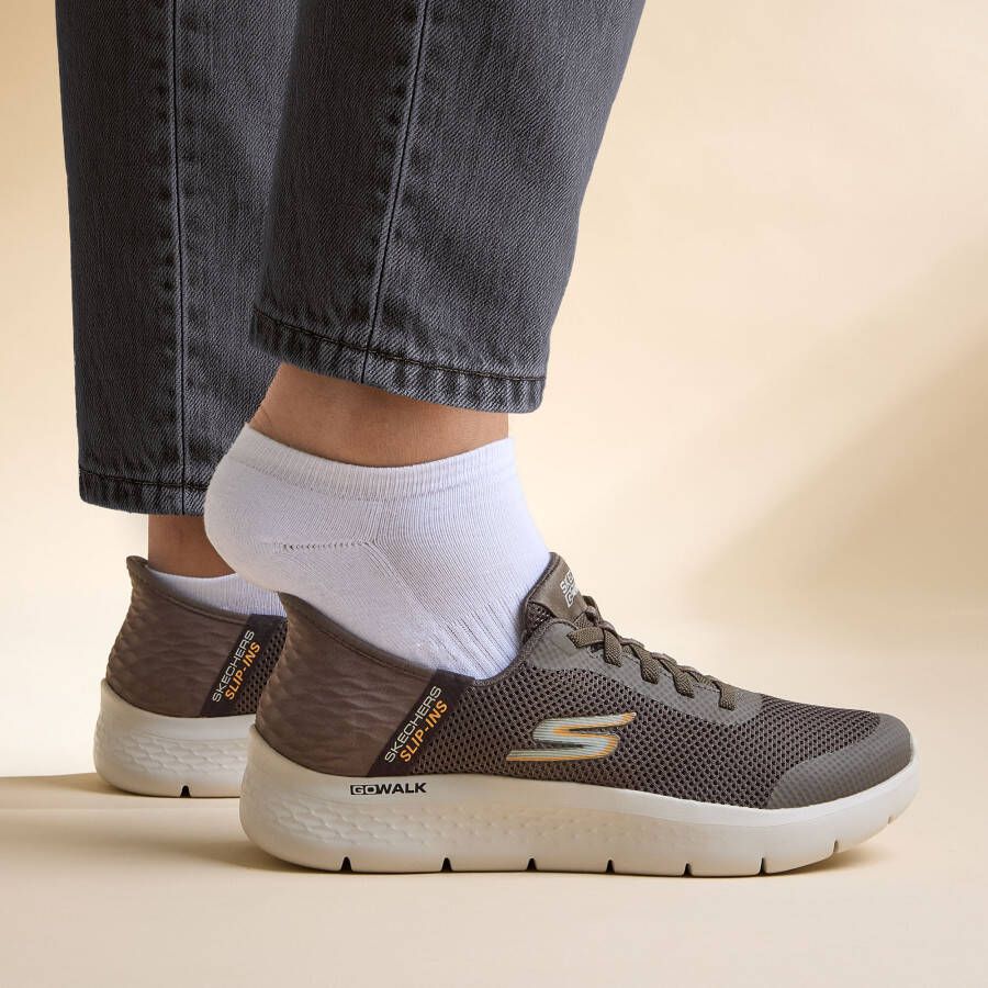 Skechers Slip-ins Go Walk Flex Hands Up Heren Instappers Bruin