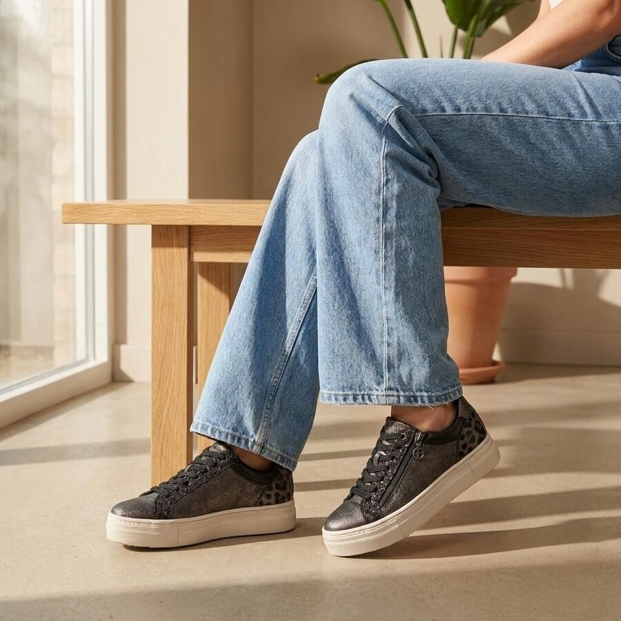 Tamaris Plateausneakers vrijetijdsschoen halfschoen veterschoen met inzetten en glinsterdetails