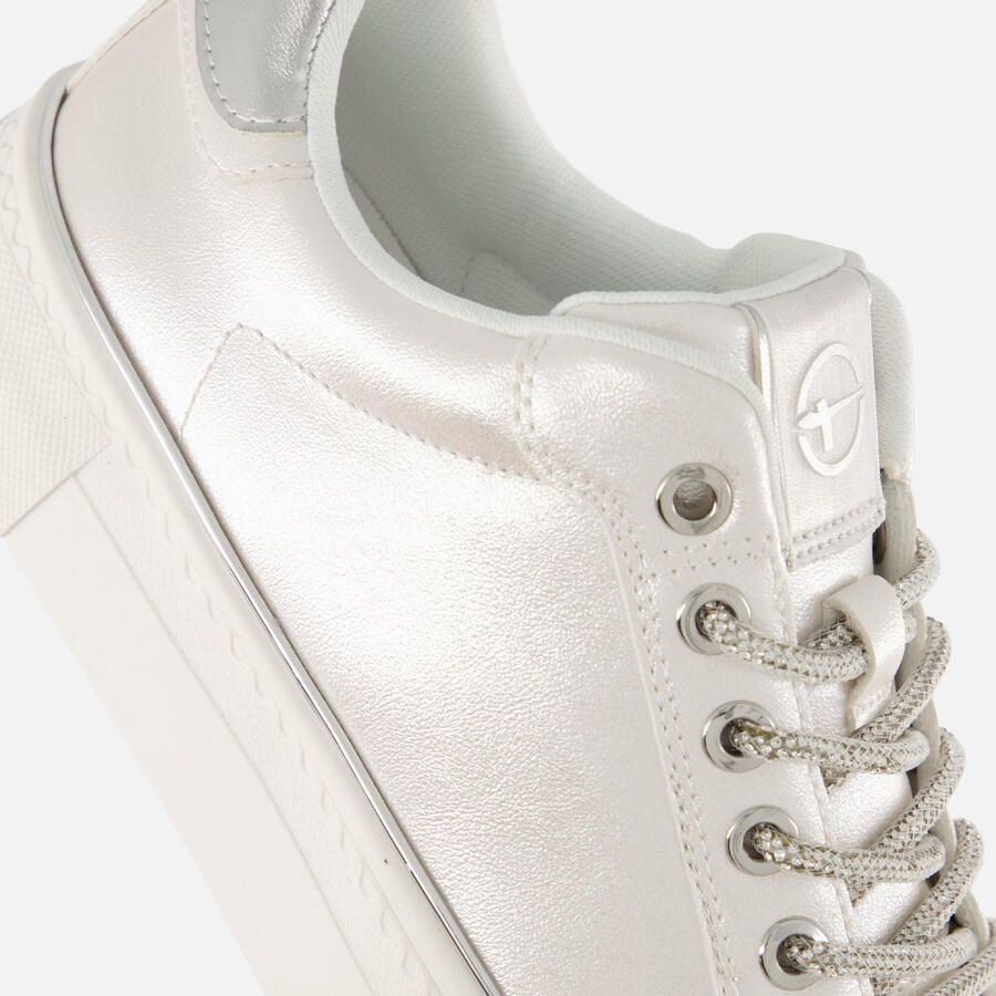 Tamaris Plateausneakers vrijetijdsschoen lage schoen veterschoen contrastafwerking aan de hak