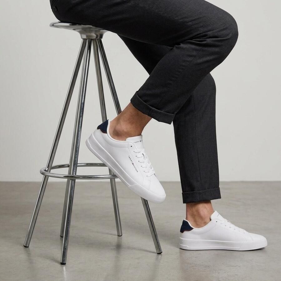 Tommy Hilfiger Sneakers TH COURT LTH DETAIL ESS vrijetijdsschoen lage schoen veterschoen met zijlijk logo-opdruk - Foto 3