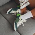 WODEN Sneakers laag 'Nanna' lichtgrijs donkergroen - Groen